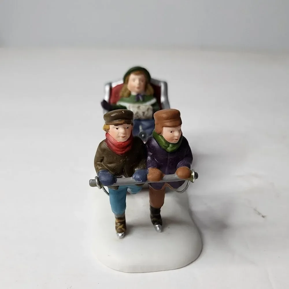 Dept. 56 Heritage Christmas Village Collection Winter Sleighride 58254